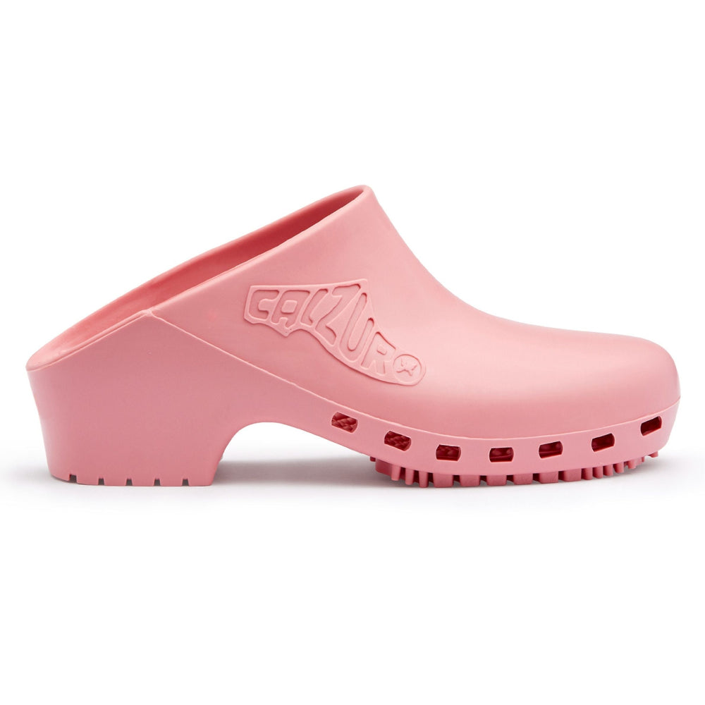 Classic Closed-Toe Work Clogs